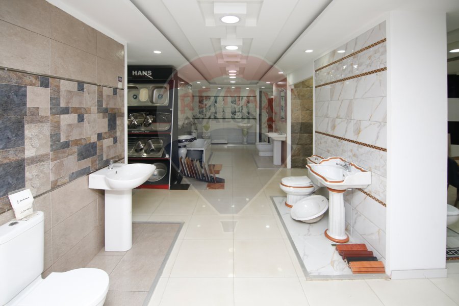 Commercial store for sale 2,200 m Al-Syouf (Gamila Bouhraid St.)