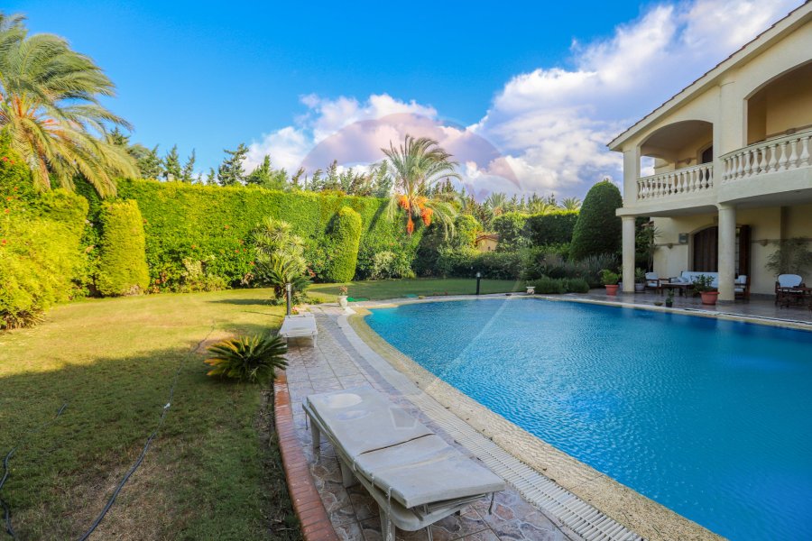 Furnished villa for rent 1,200 m King Mariot (next to Africana Hotel)