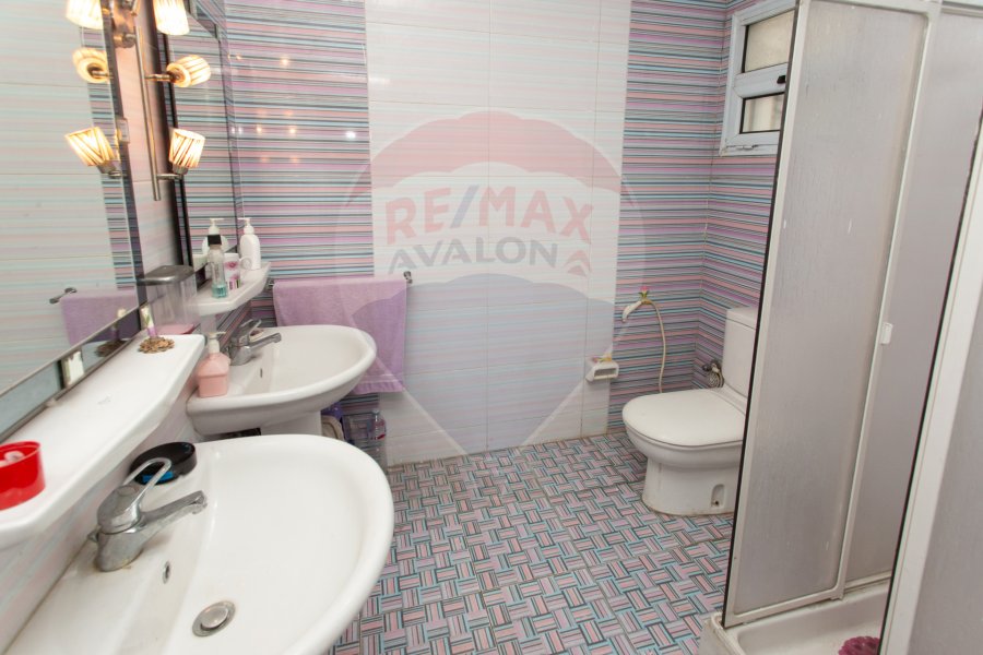 Apartment for sale 145 m Gleem (Al-Misk Street - steps from the sea)