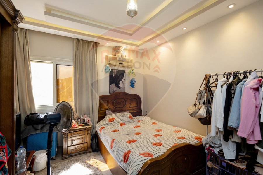 Apartment for sale 210 m Sidi Bishr (The second number of the sea)