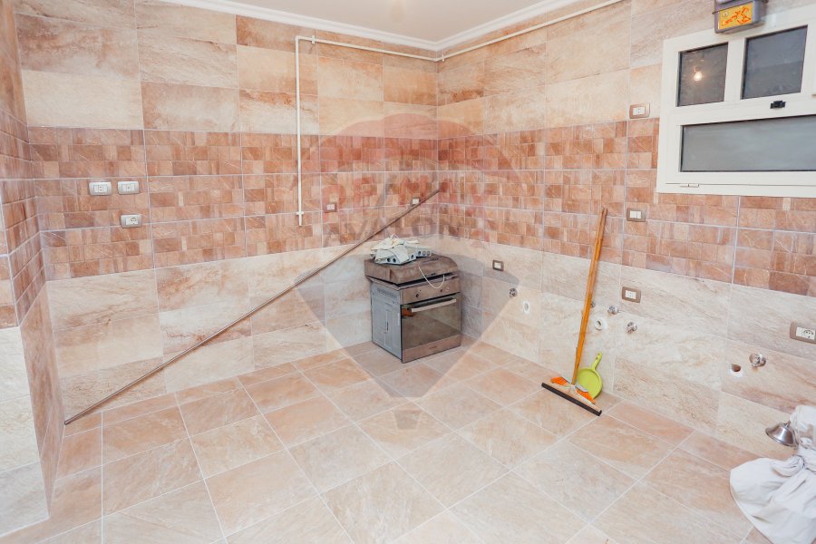 Apartment for Sale 195 m sporting (Abo qur st)