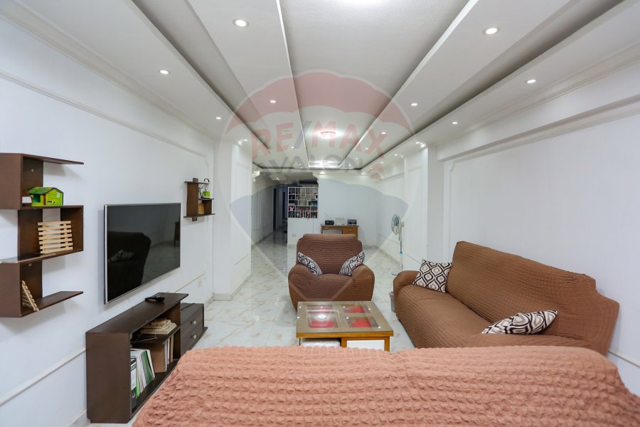 Apartment for sale 207 m Gleem (Near to the sea)