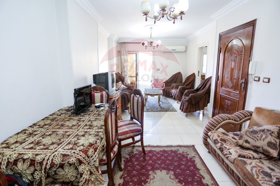 Apartment for sale 125 m Cleopatra (Masjid Al-Obaisi St., off Al-Deir Street)