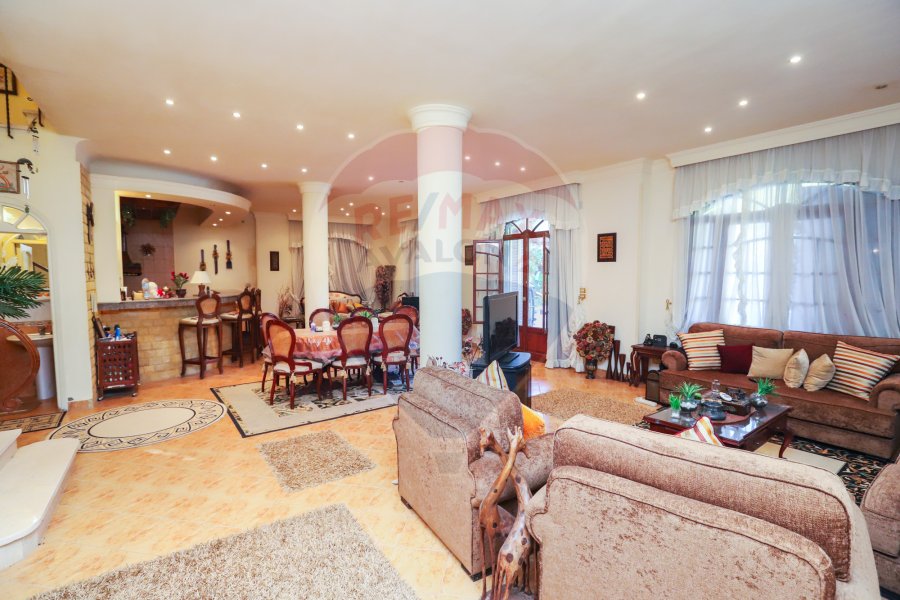 Furnished villa for rent 1,200 m King Mariot (next to Africana Hotel)