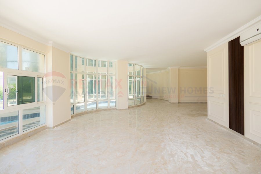 Palace for sale (Marseilia Beach 4 - Sidi Abddelrahman) 1,300 m