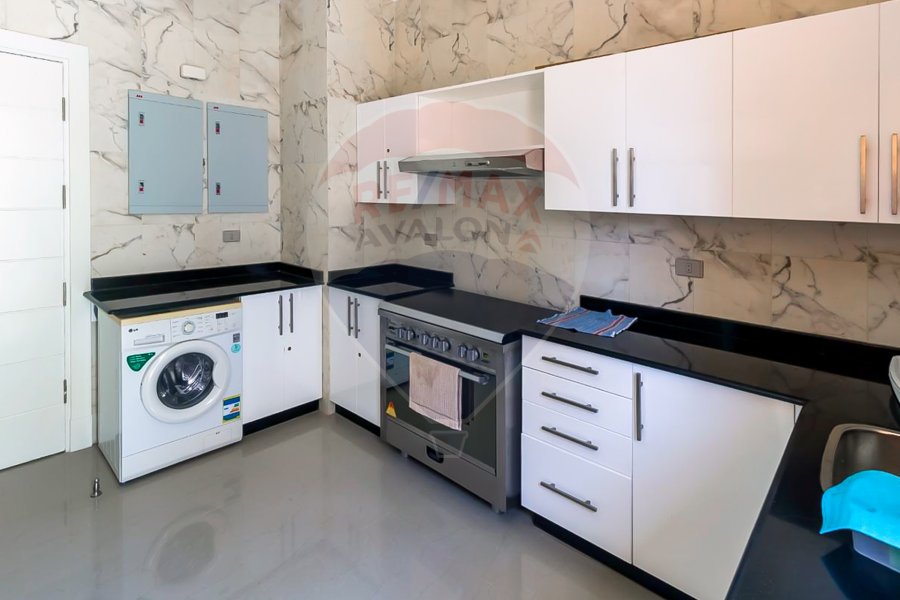 Stand alone for sale (Hacienda Bay) 871 m