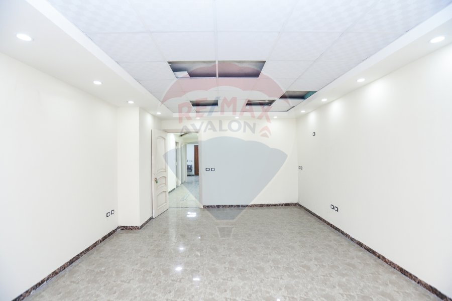 Administrative Unite For Rent 550 m Wabour El Miah (Gala Eldin Eldisoky St)