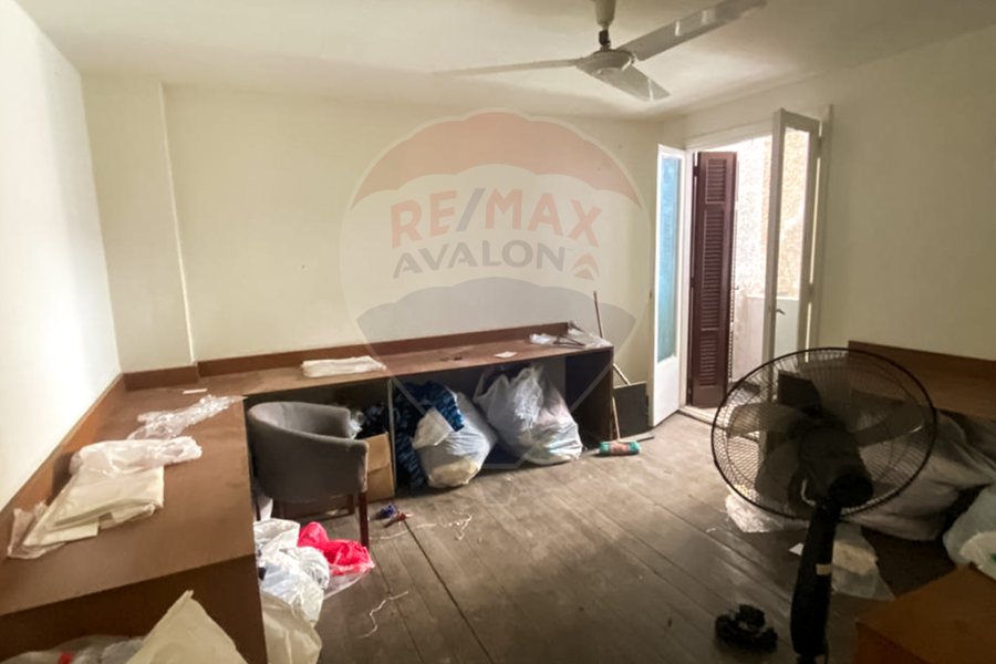 Apartment for sale 140 m Kafr Abdo (Saint Jeanie Square)