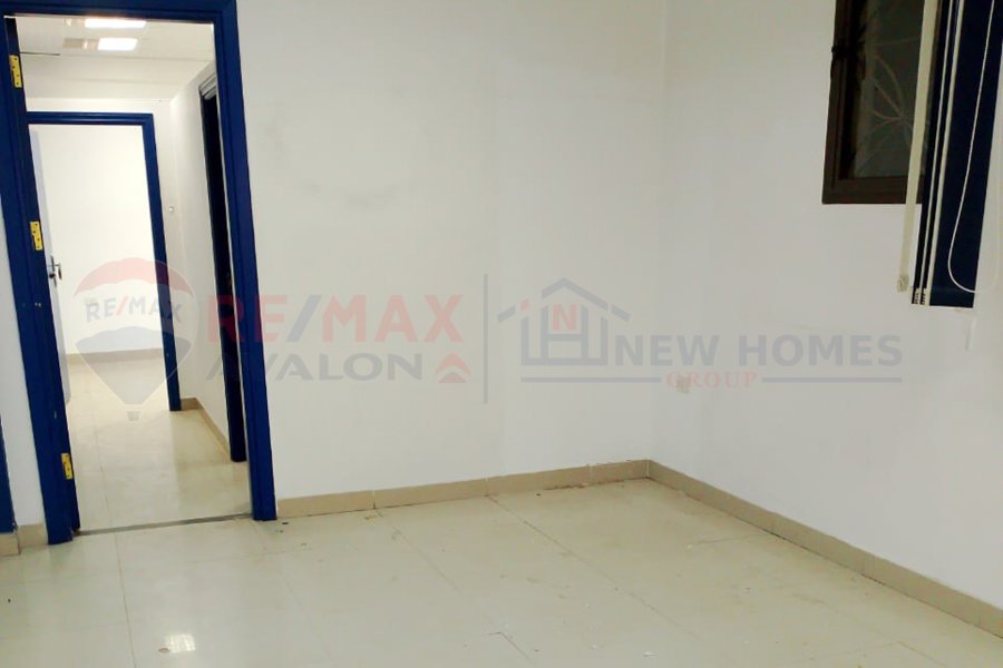 Administrative apartment for sale 365 m Louran (Abu Qir st. directly)