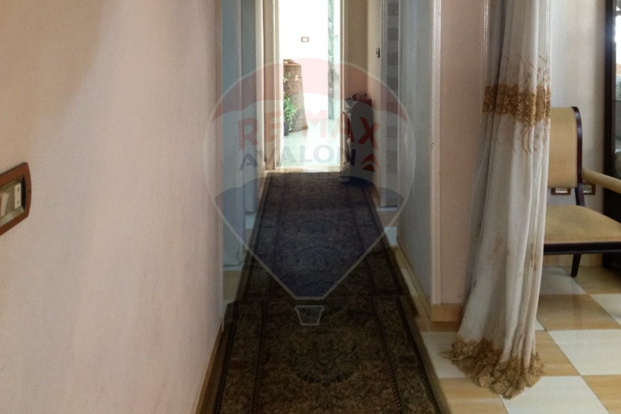 Apartment for sale 208 m Rushdi (second number from Abu Qir)
