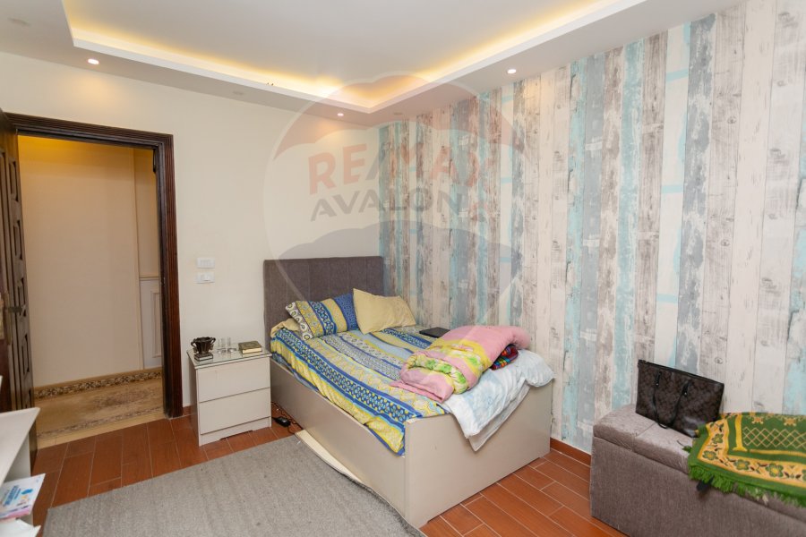 Apartment for sale 245 m Cleopatra (Alam El-Den St)