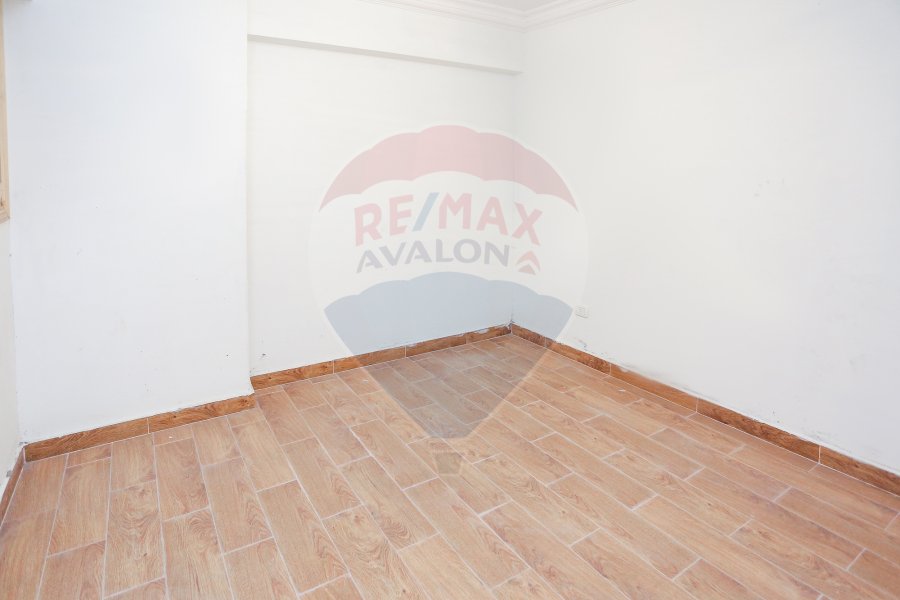 Apartment for sale 160 m Sidi Gaber (Gaber Mobarak St)