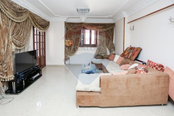 Furnished Apartment for rent 140 m Gleem ( Directly in Abo Qeer St.)