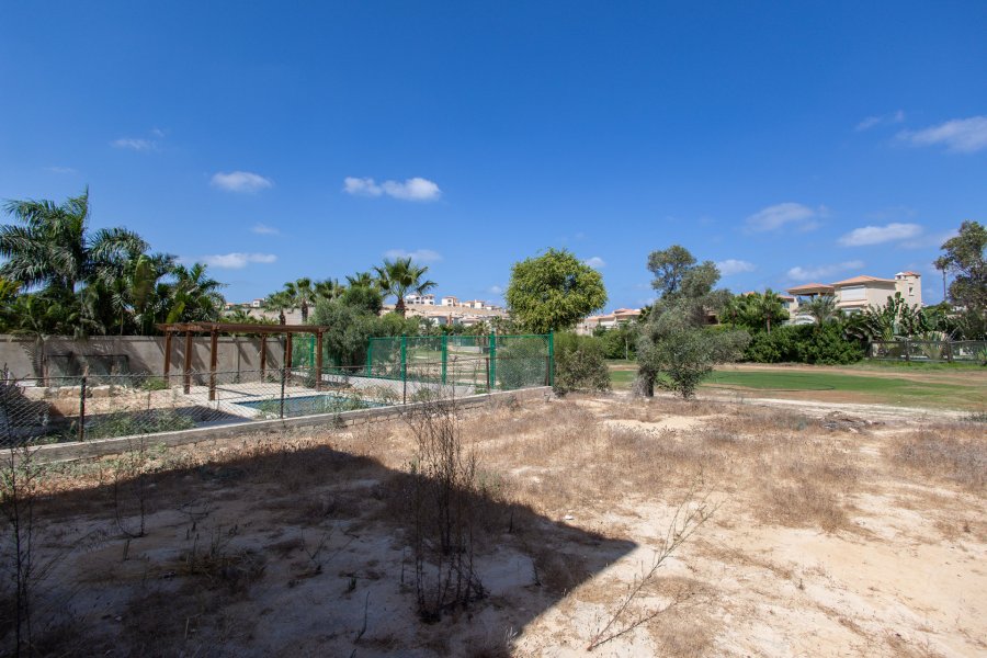 illa stand alone for sale (Alex West) 750 m