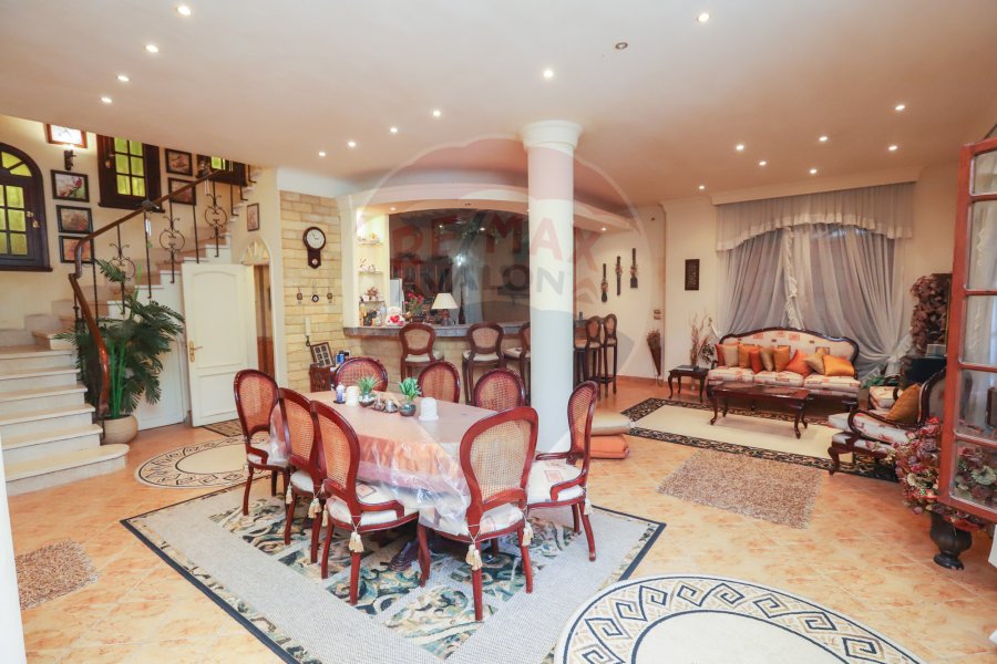 Furnished villa for rent 1,200 m King Mariot (next to Africana Hotel)