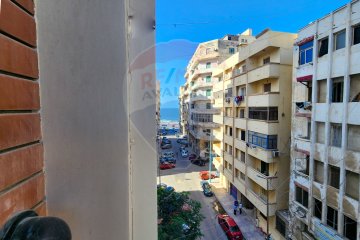Furnished apartment for rent 130 m El-Shatby (Portsaid - Steps from the sea)