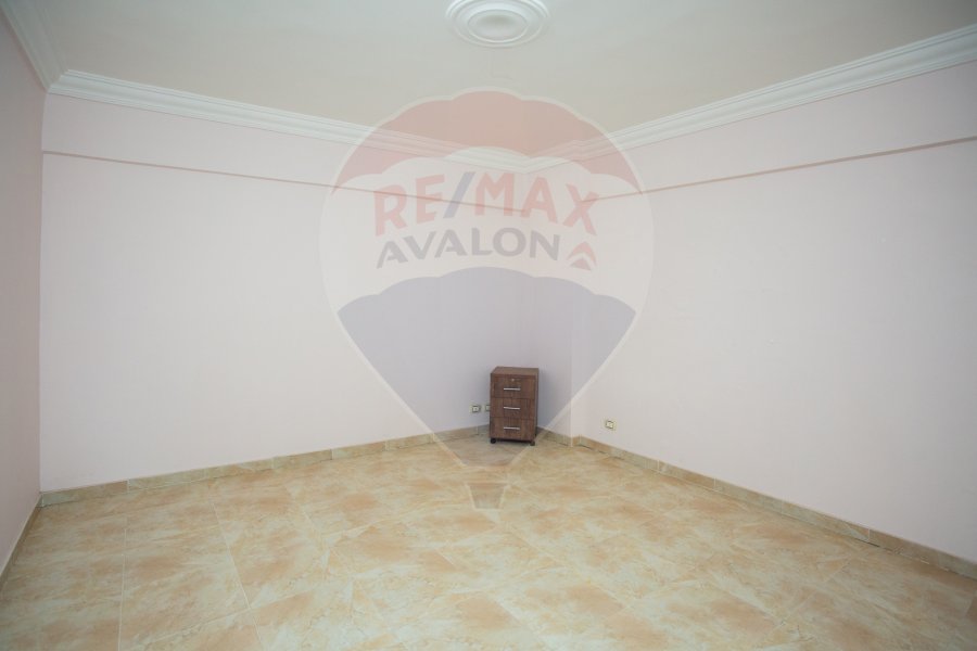 Apartment for sale 155 m Sidi Gaber El Sheikh (Ahmed El Sayed St.)