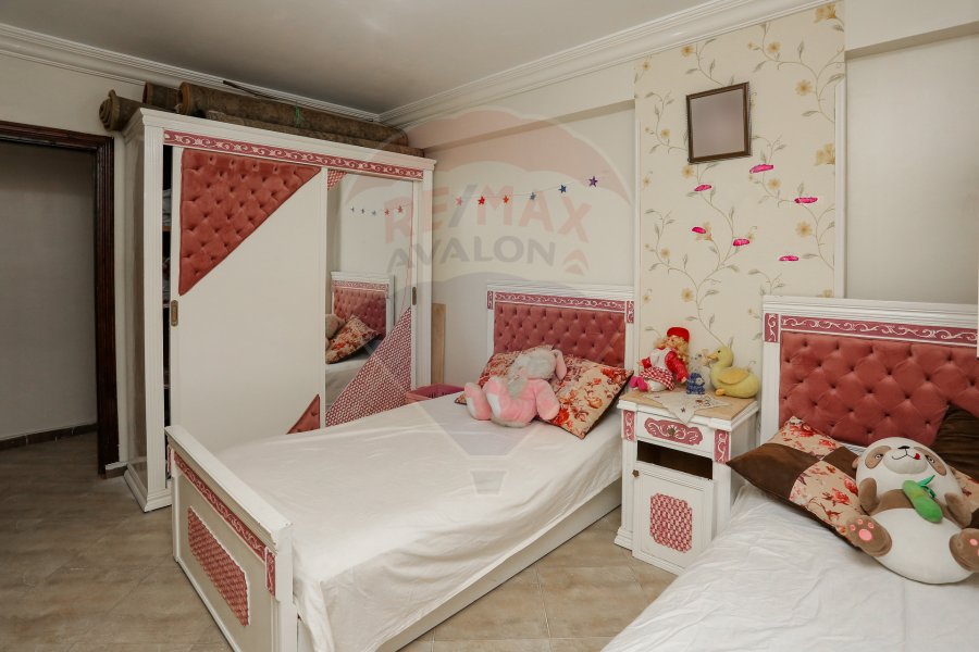 Apartment for sale 170 m Smouha (Parallel to Zaki Rajab St)