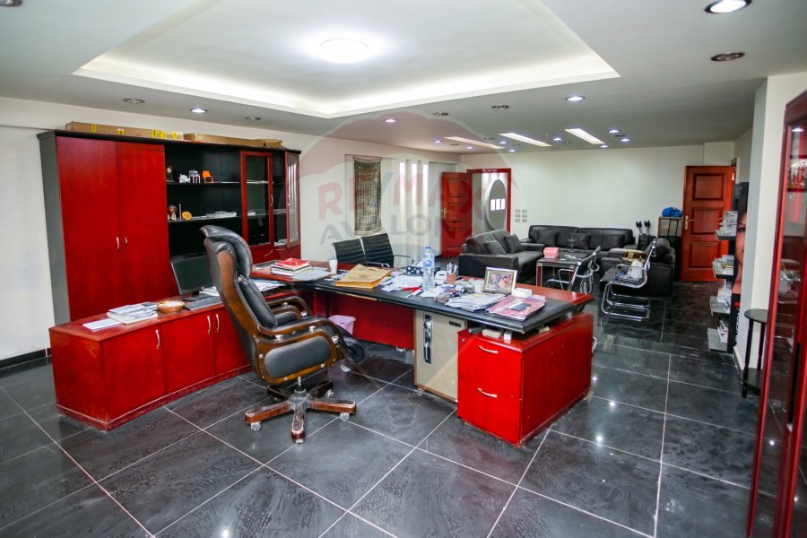 Administrative unit for rent 430 m El Nozha Airport Road (Elthaghr towers)