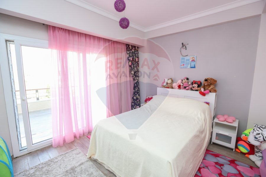 Apartment without Furniture for Rent 900 m King Marriott (Taksem El Gamarek)