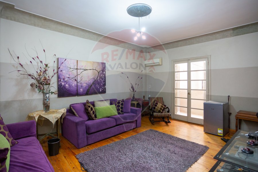 Apartment for sale 300 m Zizinia (Qaim Hassan Mahmoud St)