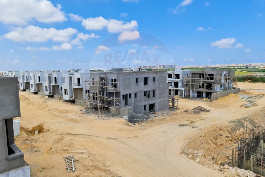 Villa Taysira for sale 273 m + 65 m roof Palm Hills Alexandria