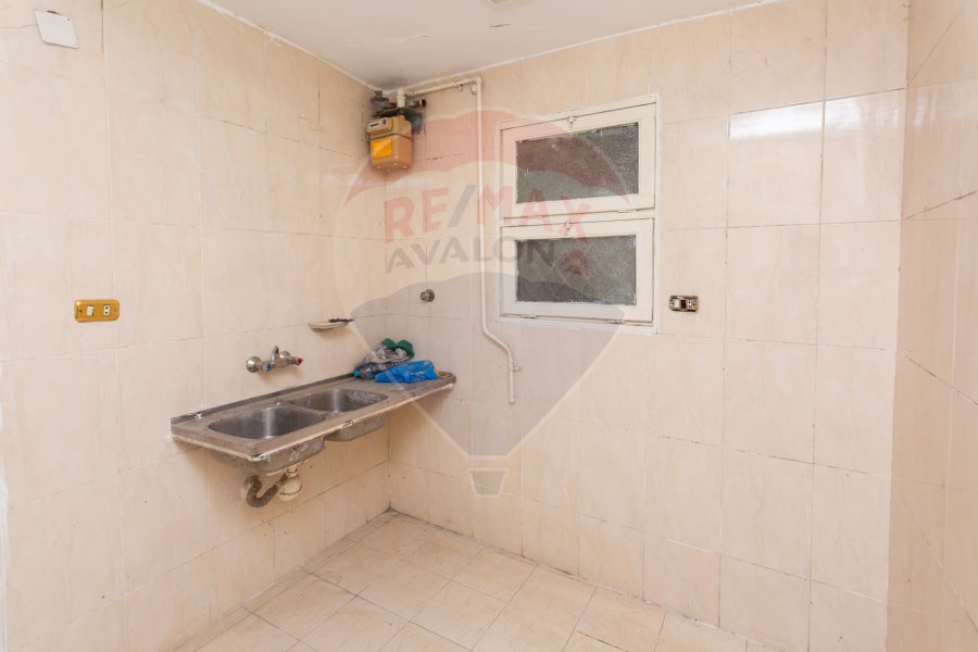 Apartment for sale 145 m Glim (Hadaya Pasha St.- Steps from the sea)