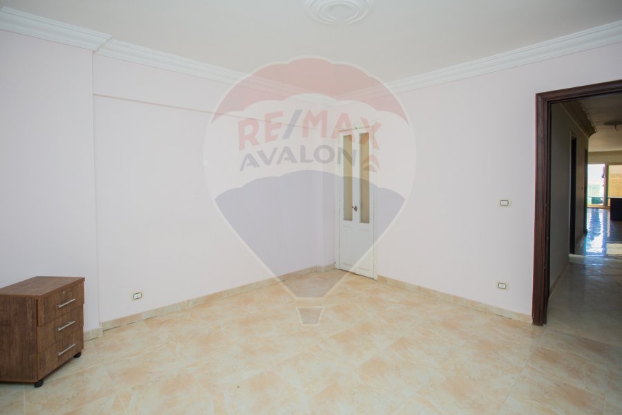 Apartment for sale 155 m Sidi Gaber El Sheikh (Ahmed El Sayed St.)