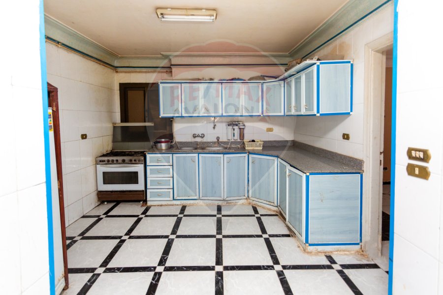 Duplex Apartment for sale 300 m Almandara (gamal abdelnaser st - Almandara mosque square)
