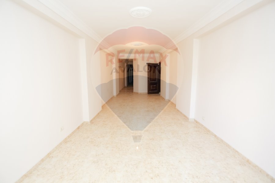 Apartment for rent 160 m Fleming ( Ahmed Tawfiq St.)