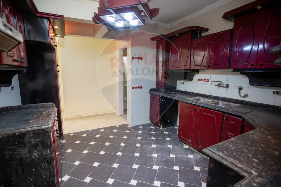 Apartment for sale 120 m El Mandra (Gamal Abd El Naser Main St.)