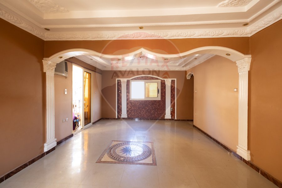 Apartment for rent 180 m Louran (Branched from Omar El-Mokhtar st)