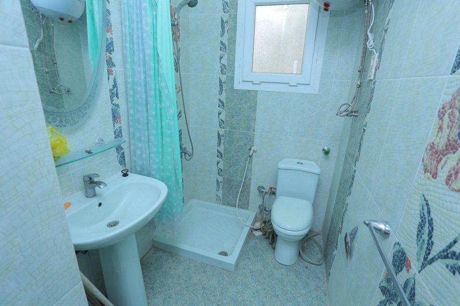 شقة للبيع 225م السرايا-على البحر مباشرة