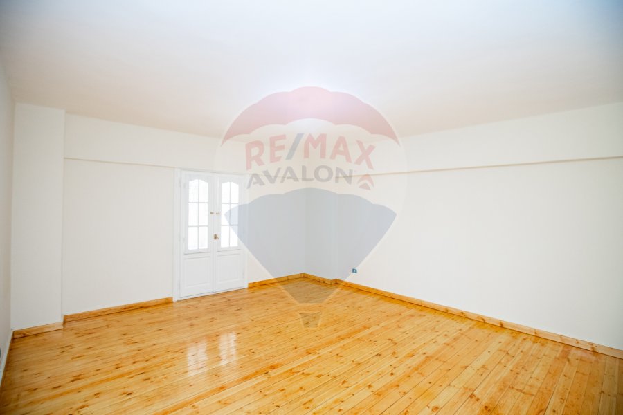 Administrative unit for Rent 250 m San Stefano (Directly on the teram - Steps from the sea)