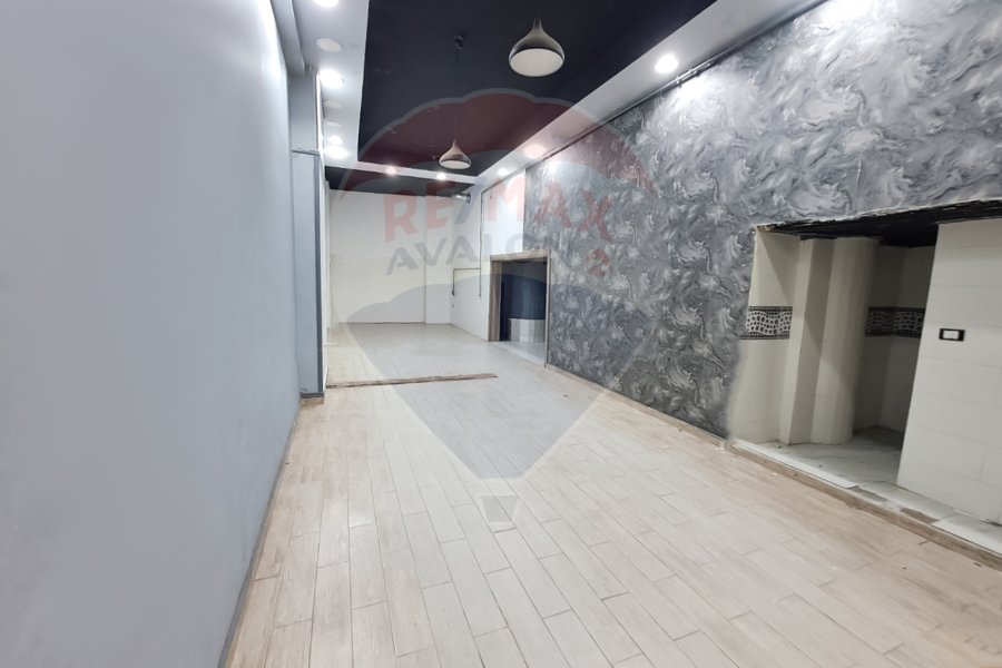 Shop for sale 110 m Miami (Al-Essawy main st.)