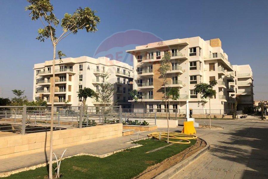 Duplex Apartment for sale 225 m + 30 m Roof (Mountain View - 6 October)