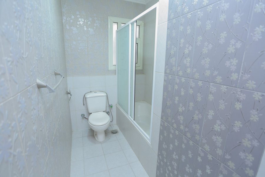 شقة للبيع 170م سموحة (ش مصطفى كامل الرئيسى)