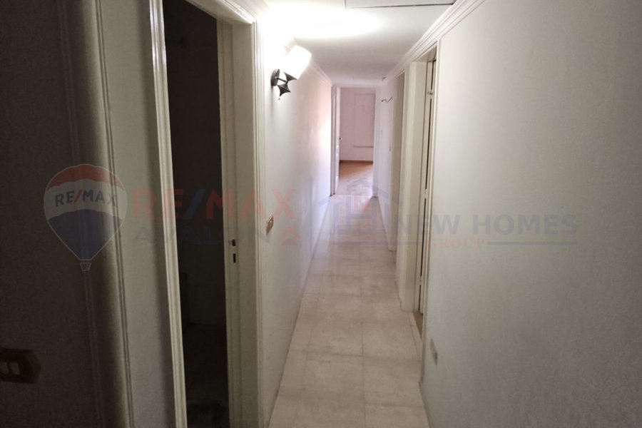 Apartment for sale 134 m Moharram Bek (Moharram Pasha Compound)