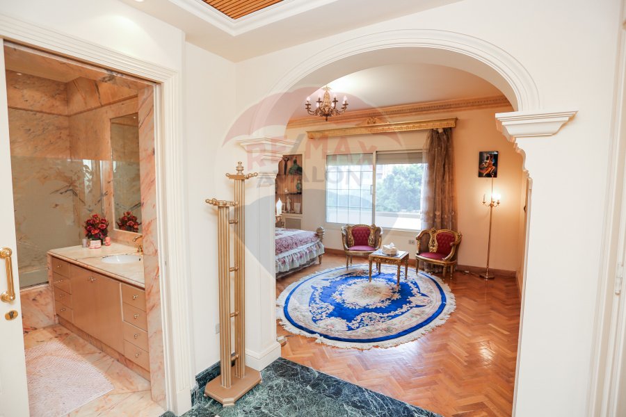 Apartment For Sale 315 m Kafr Abdo (Steps From Sant Geny square)