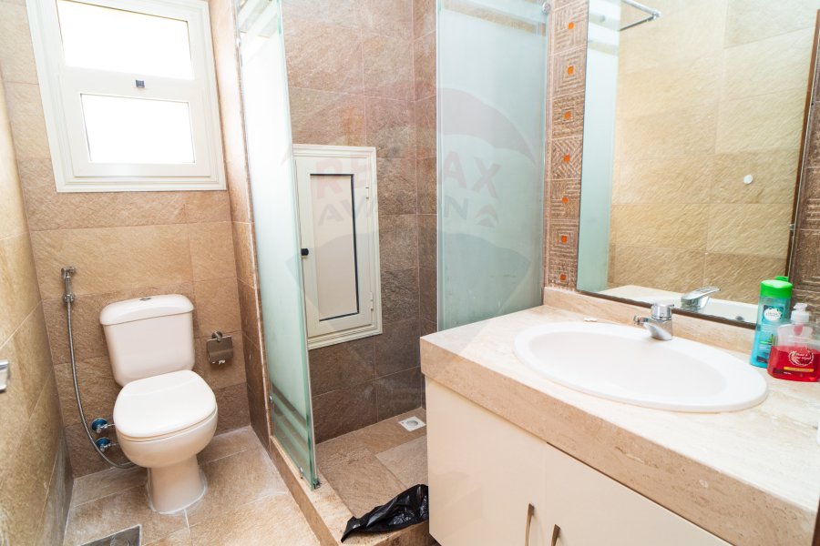 Villa for rent (not furnished) 388 m King Mariout (King Hights Compound)