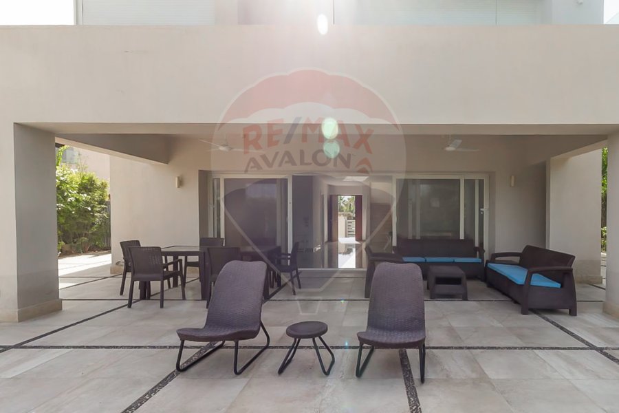 Stand alone for sale (Hacienda Bay) 871 m