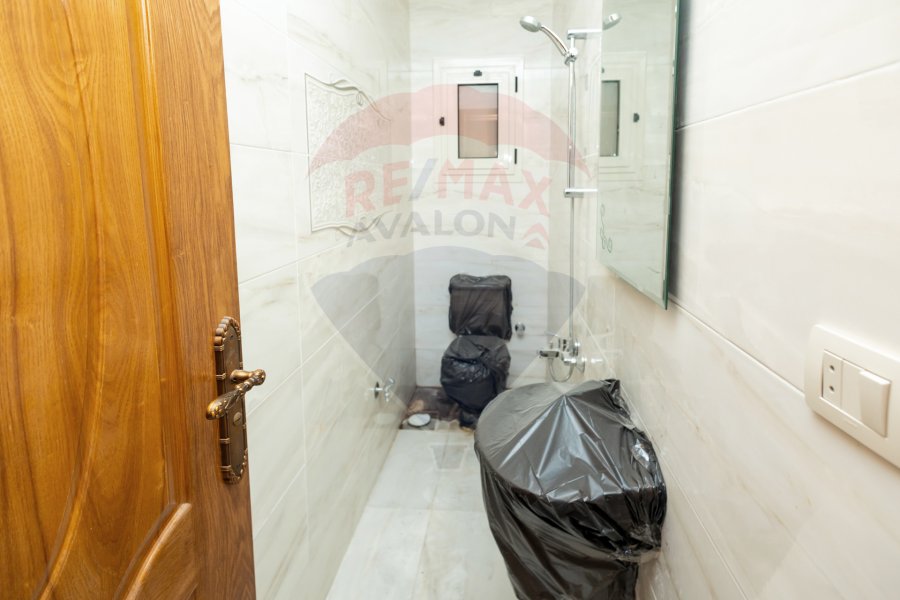 Apartment for sale 190 m Glim (directly on the tram - Brand Building)
