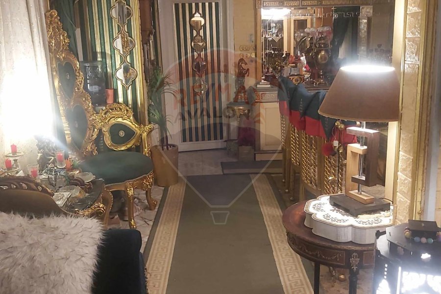 Apartment for sale 110 m Zezinia (Steps from Yahia Mosque)