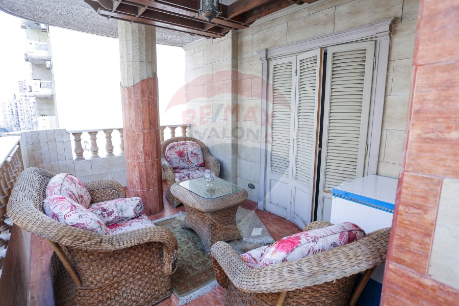 Apartment For Sale 120 m Miami (Iskander Ibrahim - view sea.)