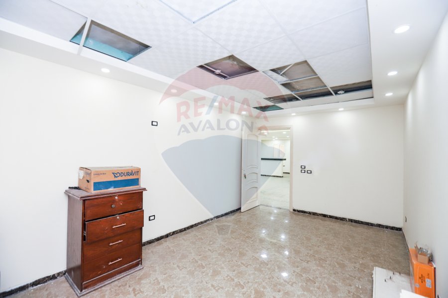 Administrative Unite For Rent 550 m Wabour El Miah (Gala Eldin Eldisoky St)