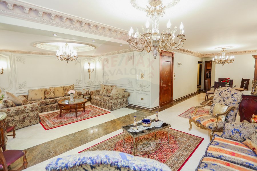 Apartment for sale 250 m Kafr Abdo (steps from Saint Jenny Square)