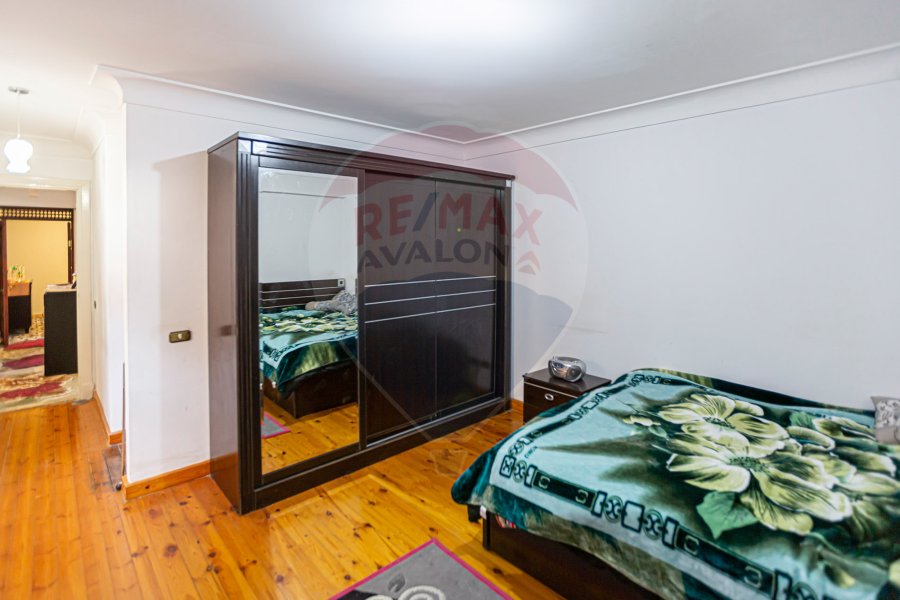 Apartment for Sale 185 m Lauran (Sirhank St.)