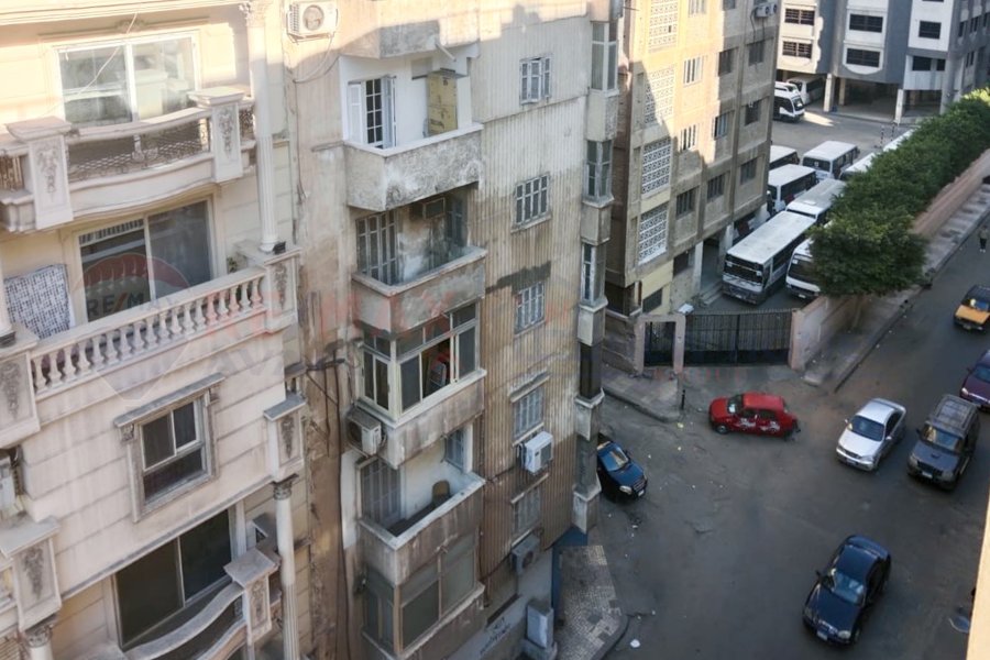 Apartment for rent 255 m Louran (El-Eqbal main st.)