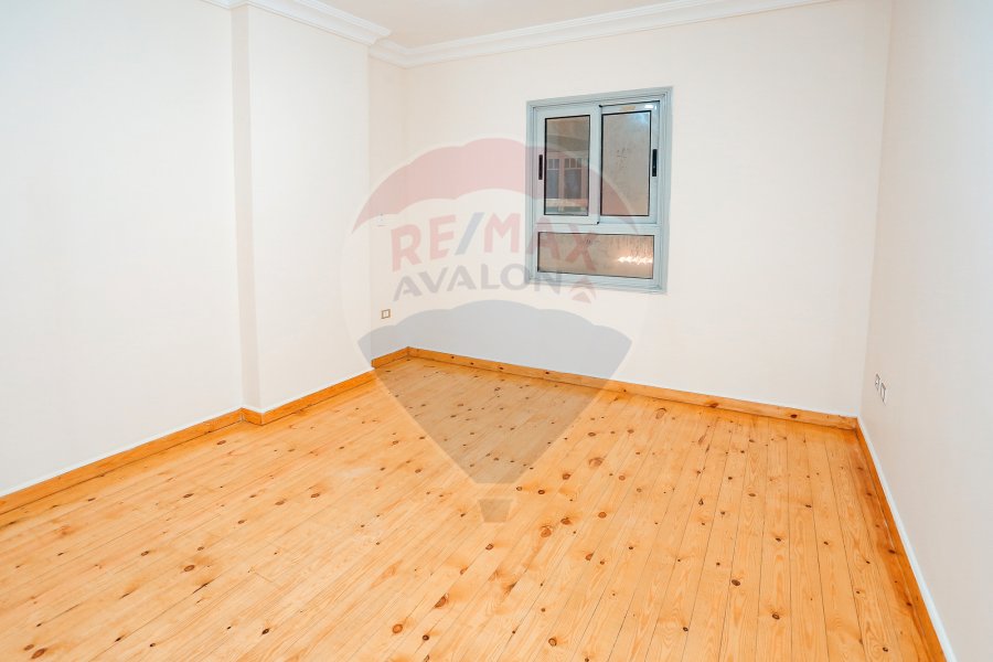 Apartment for sale 195 m Stanley (Abdel Aziz Fahmy Street)