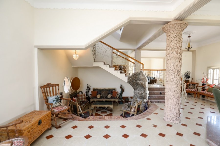 Stand Alone Villa 1600m for Sale or Furnished Rent King Marriott (Behind Africana Hotel)